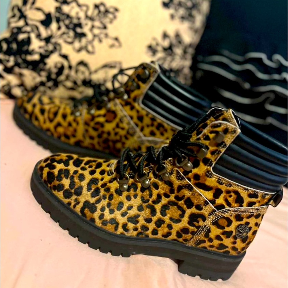 Timberland Womens Boots Size 7